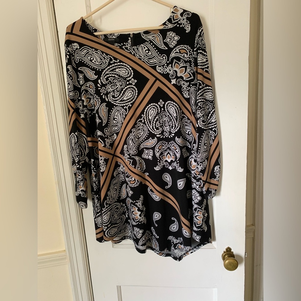 Alfani Black and Brown Patterned top XL